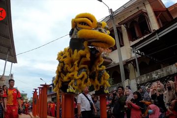 Kemeriahan atraksi barongsai di Serambi Mekkah