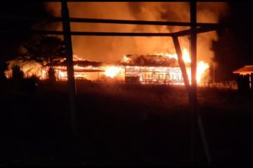 KKB bakar Kantor Disdukcapil Pegunungan Bintang