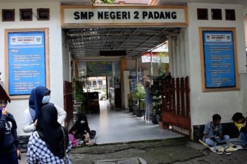 Padang persiapkan kebijakan "Full Day School" untuk SD dan SMP