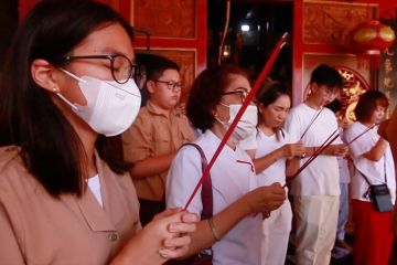 Sembahyang Goan Siao, ritual minta restu rayakan Cap Go Meh