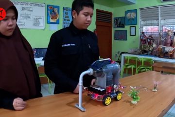 Siswa MTsN di Aceh ciptakan robot pintar ramah lingkungan