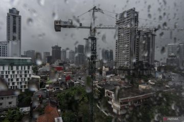 BMKG: Wilayah Jaksel berpotensi hujan disertai petir pada sore hari