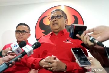 Hasto bantah PDIP sedang seleksi 5 nama sebagai capres