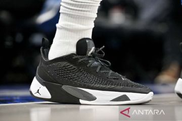 Warna-warni sepatu basket andalan bintang-bintang NBA