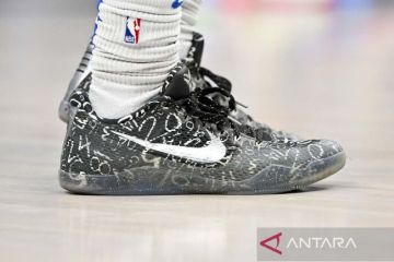 Warna-warni sepatu basket andalan bintang-bintang NBA