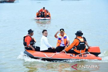 Kendari gelar lomba pungut sampah di laut