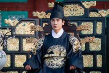 Park Hyung-sik jadi putra mahkota di drama "Our Blooming Youth"