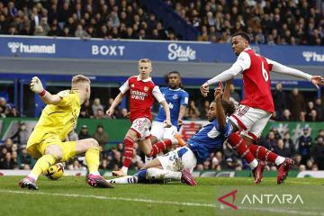 Penyerang Everton Dominic Calvert-Lewin tengah dipantau AS Roma