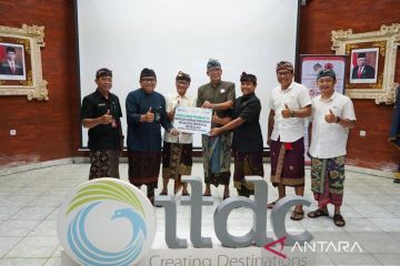 PT ITDC serahkan bantuan untuk desa penyangga The Nusa Dua Bali