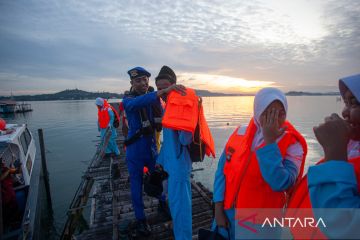 Antar jemput pelajar pulau di perbatasan NKRI