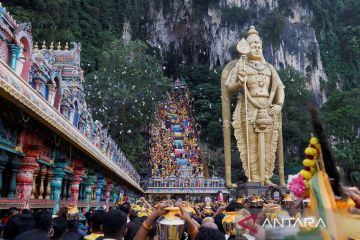 Perayaan Thaipusam di Batu Caves Malaysia