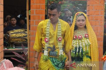 Adat Badudus Pengantin di Hulu Sungai Tengah
