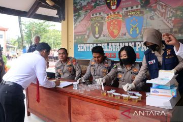 27 anggota Polres Paser di tes urine secara mendadak