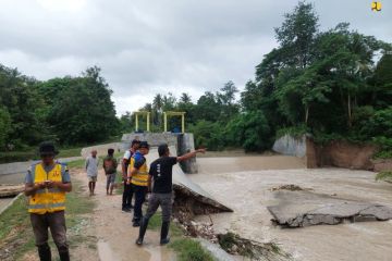 Kementerian PUPR lakukan penanganan kerusakan Bendung Oesao NTT