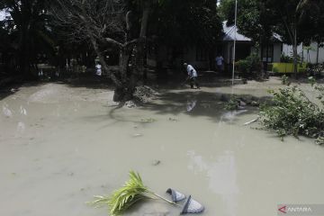 BENDUNG OESAO DI KUPANG JEBOL