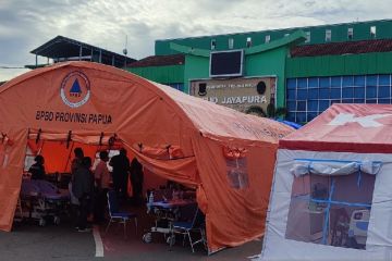 RSUD Jayapura rawat 77 pasien di tenda akibat gempa susulan M 5,4