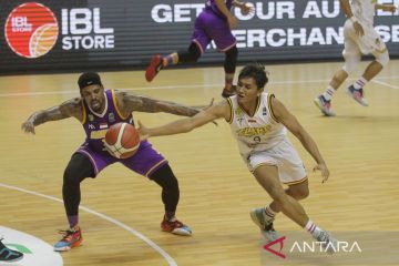 Hawks Basketball Club kalahkan Elang Pacific Caesar 76-70