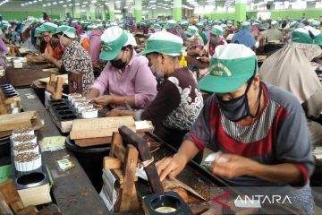 75 perusahaan di Kudus jadi sasaran pantauan kepatuhan UMK