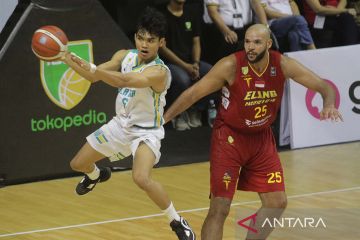 Elang Pacific Caesar Surabaya kalahkan Satya Wacana Salatiga