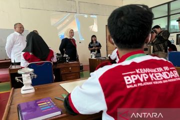 Menaker Ida Fuziyah motivasi siswa pelatihan BPVP Kendari