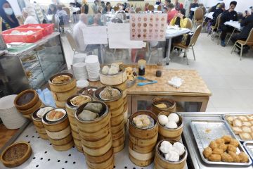 Kantin halal ini direkomendasikan untuk wisawatan saat di Hong Kong