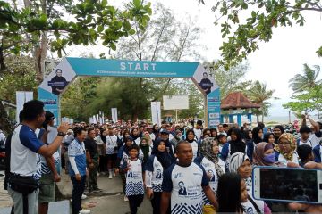 Ribuan peserta ramaikan jalan sehat bersama BUMN di Belitung