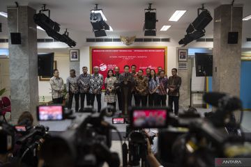 Presiden Joko Widodo menerima pengurus baru PSSI