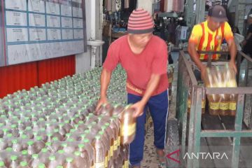 Disperindag menggelontorkan 2.880 liter Minyakita di Pasar Temanggung