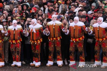 Karnaval Binche di Belgia