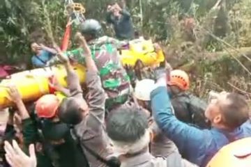 Dankopasgat jelaskan tandu yang berputar dalam evakuasi Kapolda Jambi