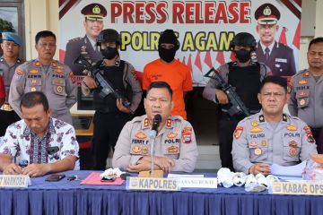 Polres Agam tangkap residivis saat transaksi daun ganja satu kilogram