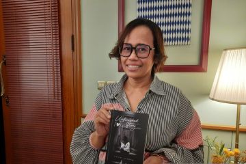 Novelis Ita Sembiring luncurkan novel terbaru "Unfinished Story"
