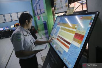 Gempa bumi landa beberapa wilayah Indonesia hingga Jumat malam