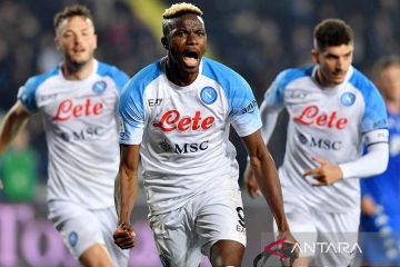 Napoli lanjutkan tren positif dengan libas Empoli 2-0