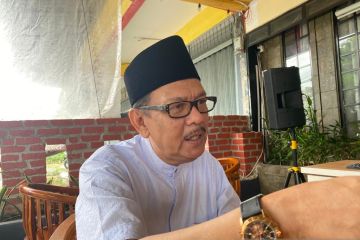 Budayawan Kepri Abdul Malik diangkat menjadi Guru Besar UMRAH