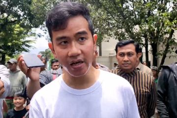 Tinjau lokasi pengungsian, Gibran segera penuhi kebutuhan logistik