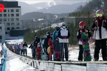 Olahraga salju yang makin diminati warga China
