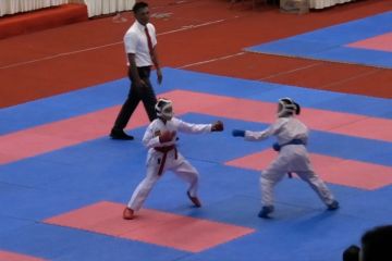 Menjaring atlet karate Jawa Timur