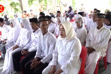 Puluhan pasutri ikuti program nikah massal gratis di Jayapura