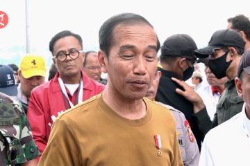 Tonton F1H2O, Jokowi tegaskan pengembangan destinasi wisata