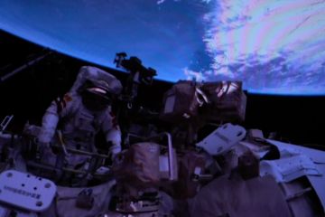 Taikonaut Shenzhou-15 berhasil selesaikan spacewalk pertama