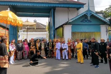 Tingalan jumenengan Keraton Surakarta dihadiri raja-raja nusantara