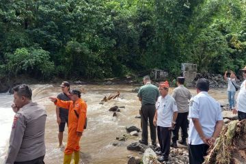 Banjir Situbondo juga rusak infrastruktur kerugian capai Rp2 miliar