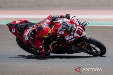 Michael Ruben Rinaldi tercepat dalam sesi latihan bebas kedua WSBK