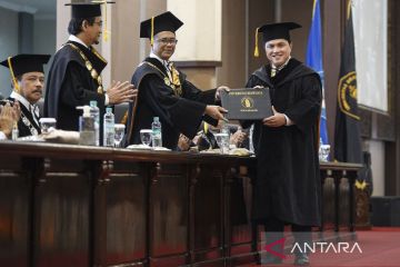 Erick Thohir terima gelar Doktor HC dari Universitas Brawijaya