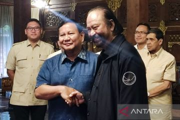 Prabowo tanggapi soal Sandiaga dijodohkan dengan Anies