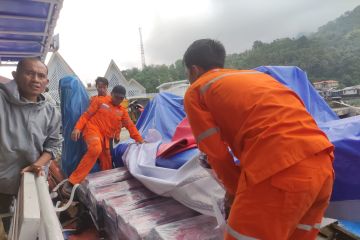 PLN kirim lima genset untuk bantu korban bencana longsor Natuna