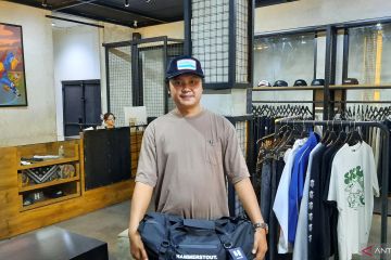 Inspirasi berbisnis "streatwear" dari Andromeda