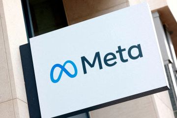 Meta hentikan NFT pada platform di tengah sergapan Kripto
