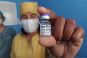 Pemerintah pastikan stok vaksin COVID-19 di fasilitas kesehatan cukup